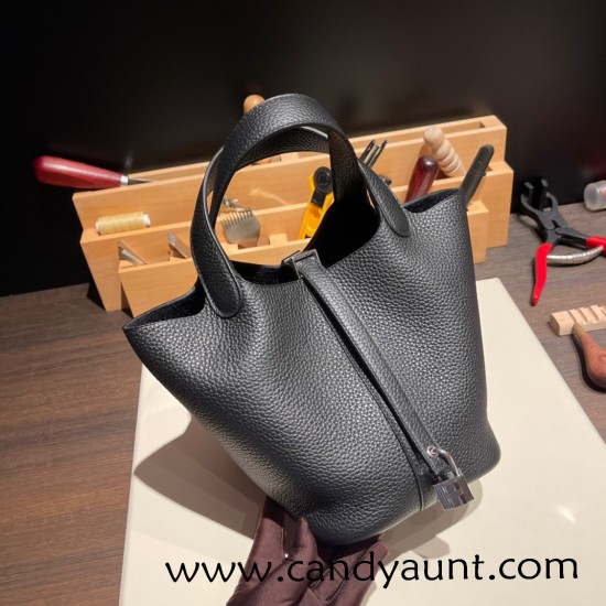 Hermes Picotin cargo Clemence 18cm 89 /Black Gold Hardware Hermes Picotin cargo Clemence 18cm 89 /Black Gold Hardware