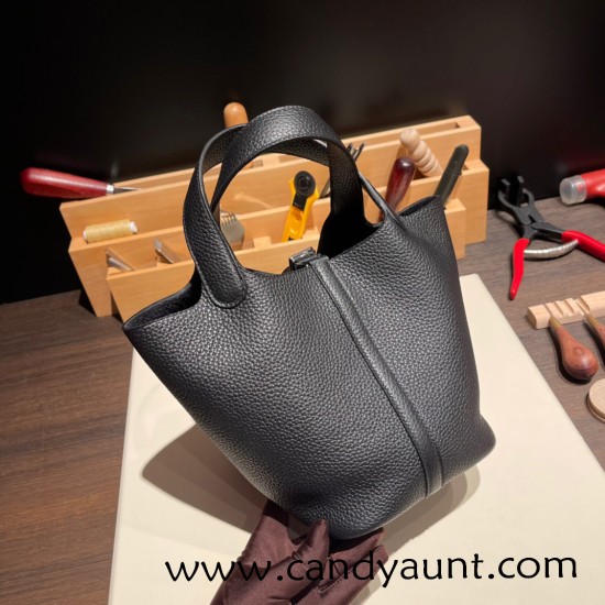 Hermes Picotin cargo Clemence 18cm 89 /Black Gold Hardware Hermes Picotin cargo Clemence 18cm 89 /Black Gold Hardware