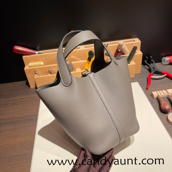 Hermes Picotin cargo Clemence 18cm 8F /Etain Gold Hardware Hermes Picotin cargo Clemence 18cm 8F /Etain Gold Hardware