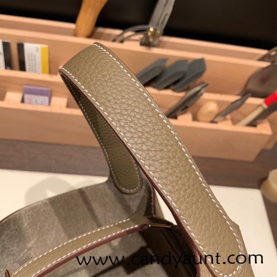 Hermes Picotin Clemence 18cm 18 /Étoupe Grey Gold Hardware Hermes Picotin Clemence 18cm 18 /Étoupe Grey Gold Hardware