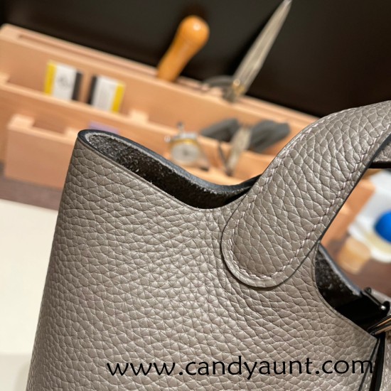 Hermes Picotin Clemence 18cm 8F /Etain Silver Hardware Hermes Picotin Clemence 18cm 8F /Etain Silver Hardware
