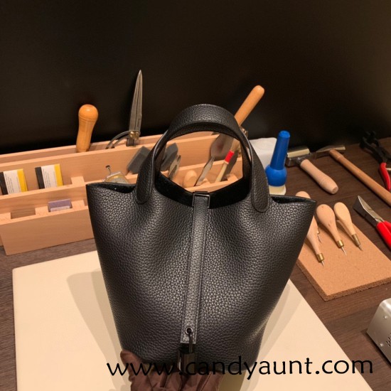 Hermes Picotin Clemence 18cm 89 /Black (Noir) Black Hardware Hermes Picotin Clemence 18cm 89 /Black (Noir) Black Hardware