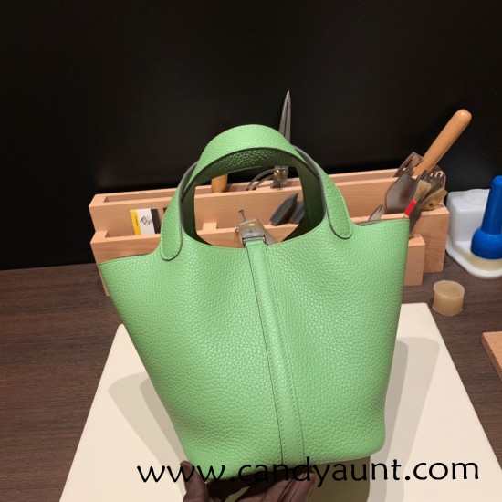 Hermes Picotin Clemence 18cm 3I/Vert Criquet Silver Hardware Hermes Picotin Clemence 18cm 3I/Vert Criquet Silver Hardware