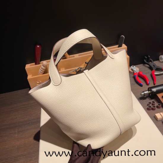 HERMES Picotin Lock 22/MM CLEMENCE I2/Nata Silver Hardware HERMES Picotin Lock 22/MM CLEMENCE I2/Nata Silver Hardware