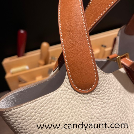 HERMES Picotin Lock 22/MM CLEMENCE 10 /Craie & 37/Gold Gold Hardware HERMES Picotin Lock 22/MM CLEMENCE 10 /Craie & 37/Gold Gold Hardware