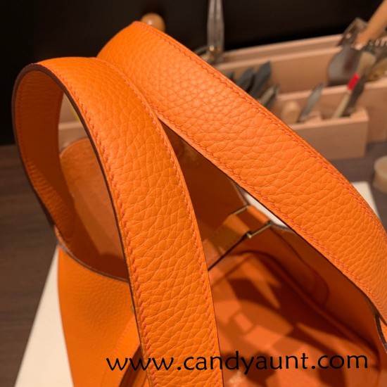 HERMES Picotin Lock 22/MM CLEMENCE Orange Gold Hardware HERMES Picotin Lock 22/MM CLEMENCE Orange Gold Hardware