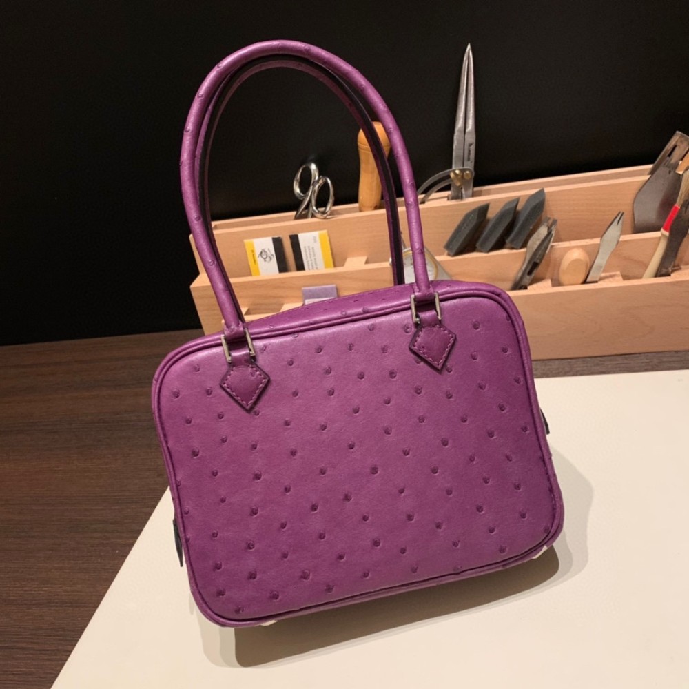 Hermès Plume 21 Ostrich P9/Anemone Silver Hardware Plume-008 Fully Hand-Stitched