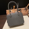 Hermès Plume 21 Ostrich 8F/Etain Silver Hardware Plume-009 Fully Hand-Stitched