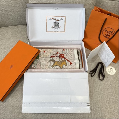 Hermes Hermès Hermès' Promise Scarf Shawl