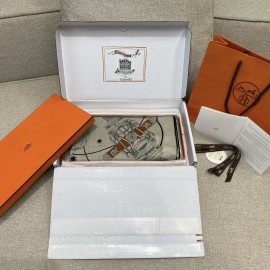 Hermes Hermès Chorus of Stars 140 Shawl