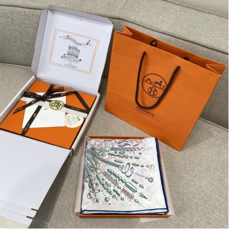 Hermes Hermès Connecting 90 Scarf