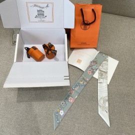 Hermes Hermès Gorgeous Rein Flower Version Twilly Small Scarf