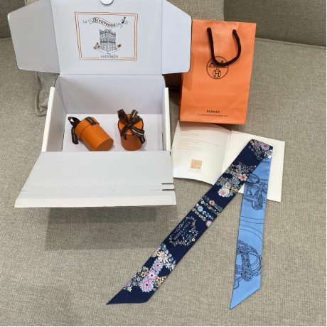 Hermes Hermès Gorgeous Rein Flower Version Twilly Small Scarf