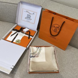 Hermes Hermès Gorgeous Rein Flower Version 90 Scarf